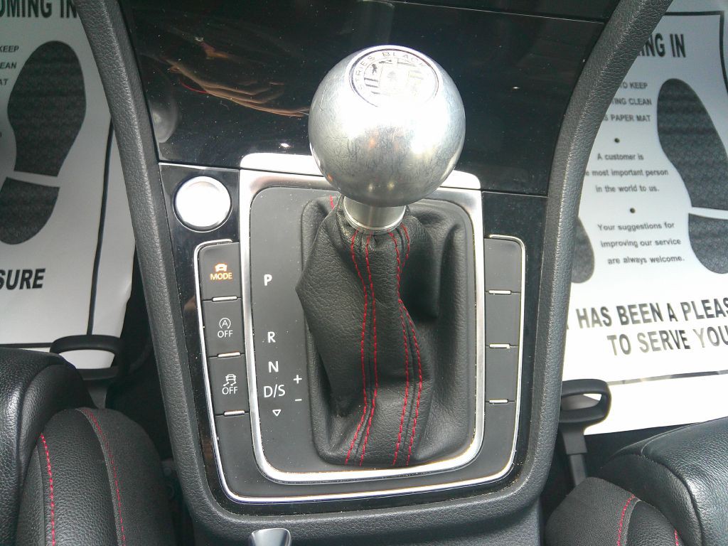 2018 Volkswagen GTI Image 29