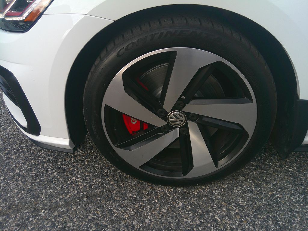 2018 Volkswagen GTI Image 33