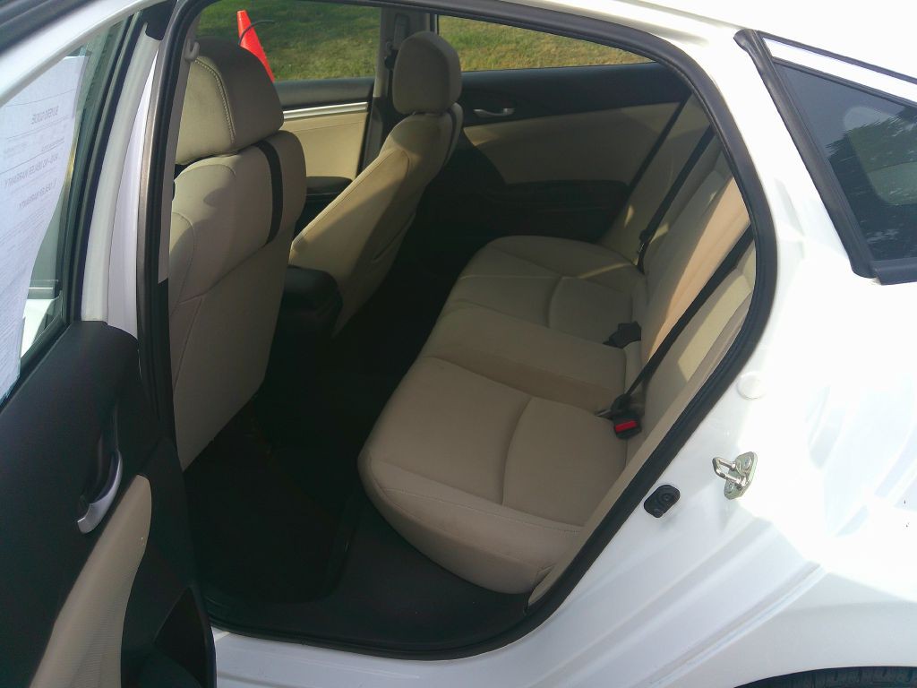 2016 Honda Civic Image 12