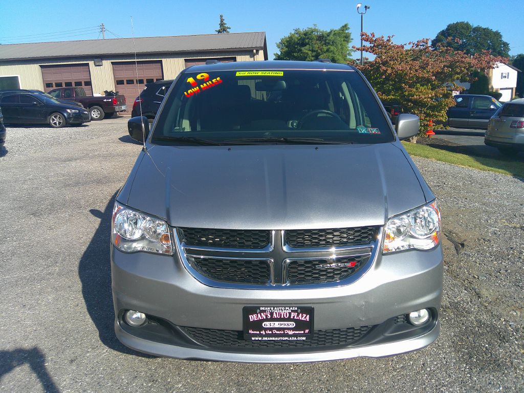 2019 Dodge Grand Caravan Image 2