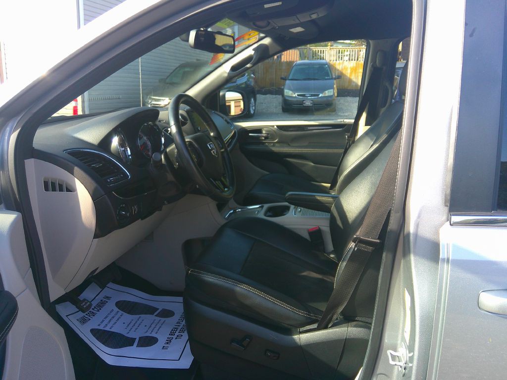 2019 Dodge Grand Caravan Image 9