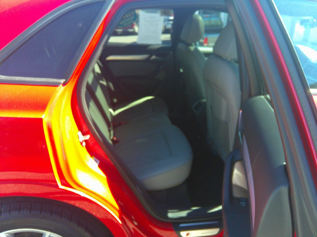 2018 Audi Q3 Image 14