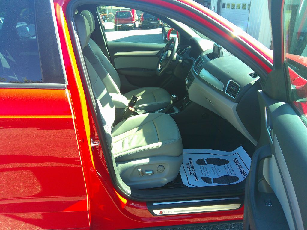 2018 Audi Q3 Image 16