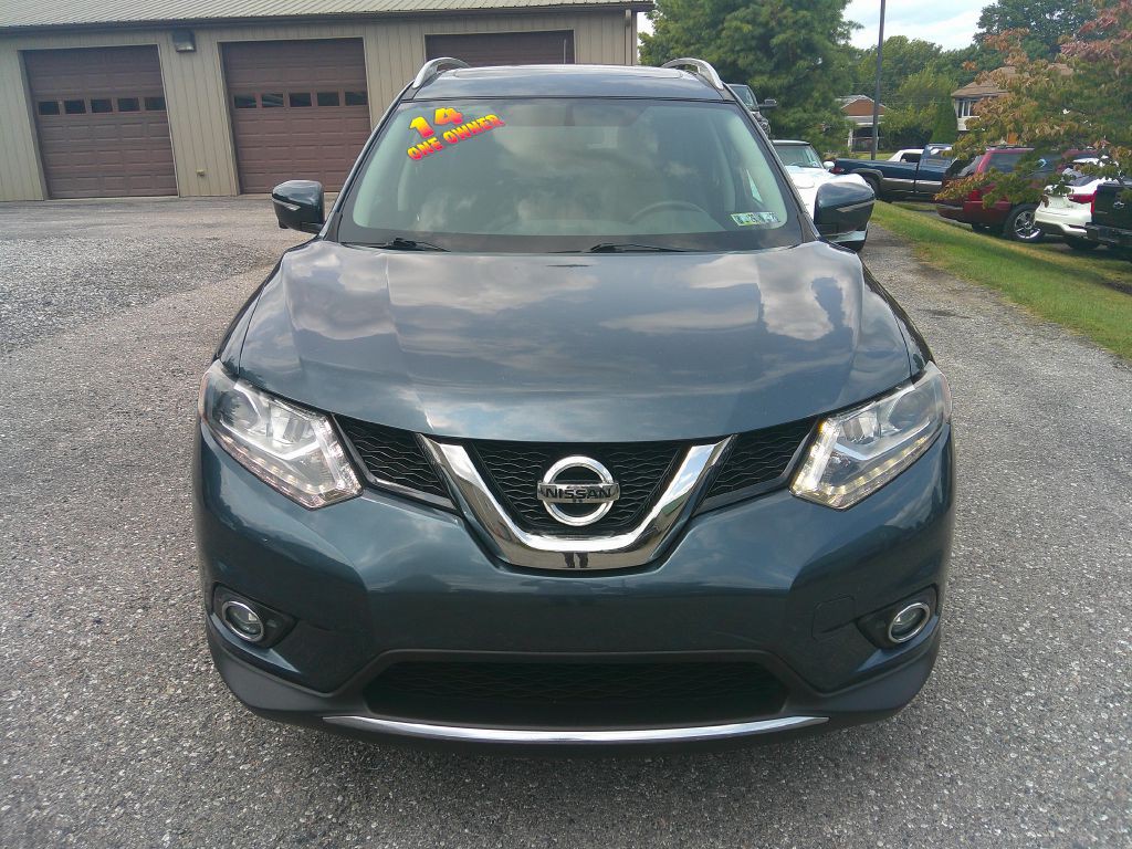 2014 Nissan Rogue Image 2