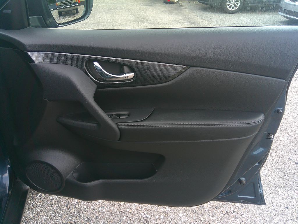 2014 Nissan Rogue Image 16