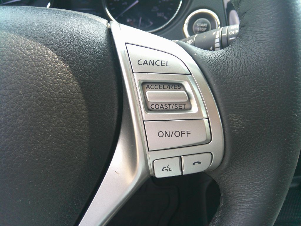 2014 Nissan Rogue Image 20