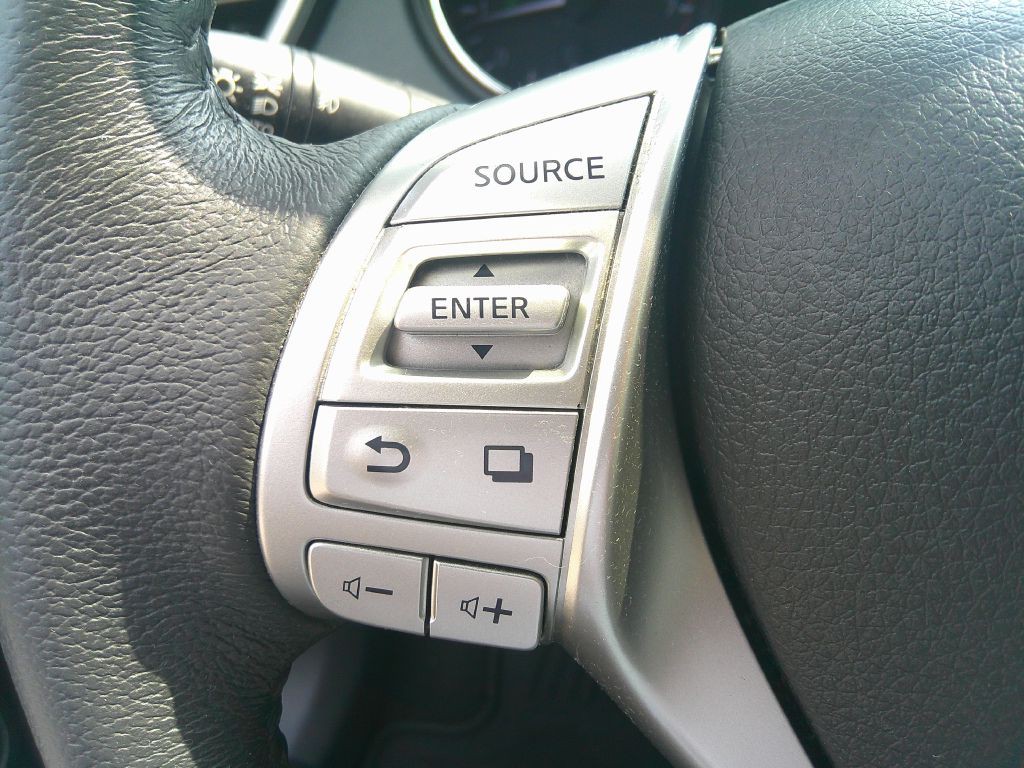 2014 Nissan Rogue Image 21