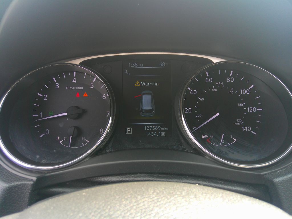 2014 Nissan Rogue Image 23