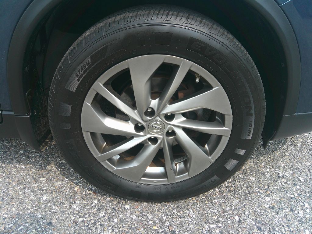 2014 Nissan Rogue Image 31