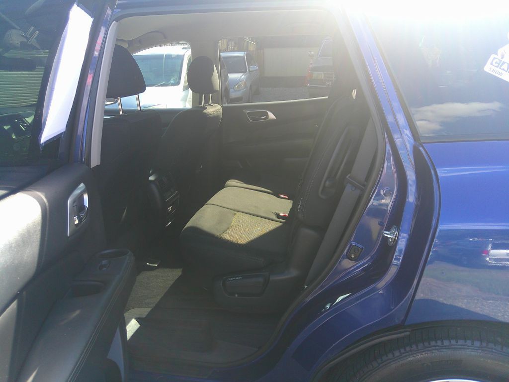 2019 Nissan Pathfinder Image 12