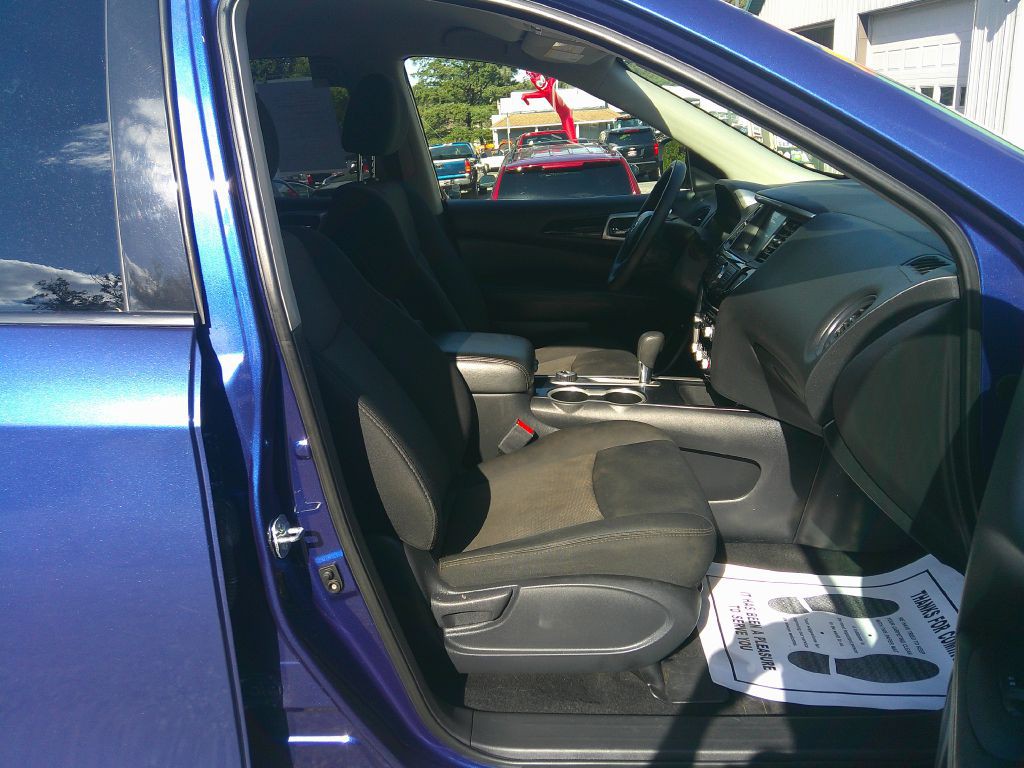 2019 Nissan Pathfinder Image 17