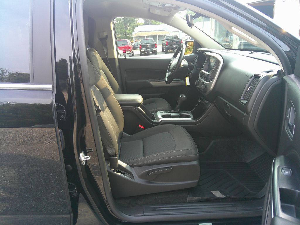 2018 Chevrolet Colorado Image 16