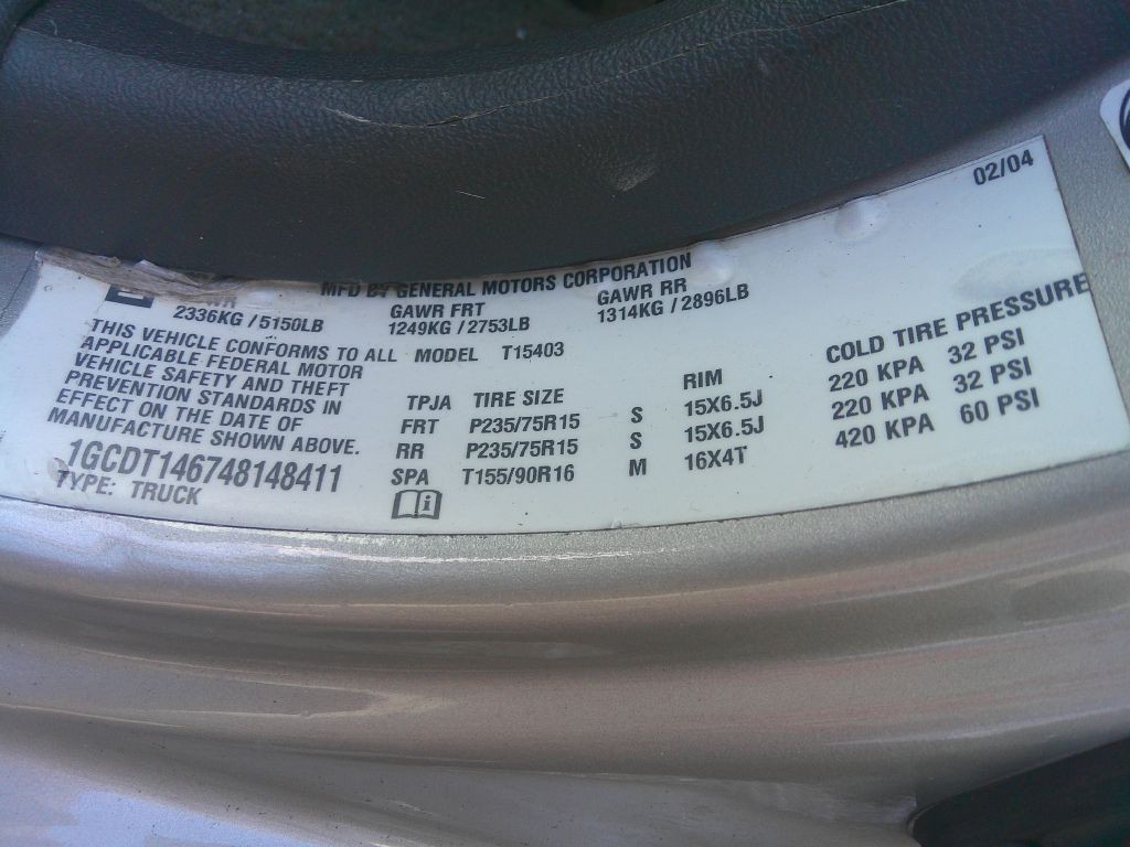 2004 Chevrolet Colorado Image 23