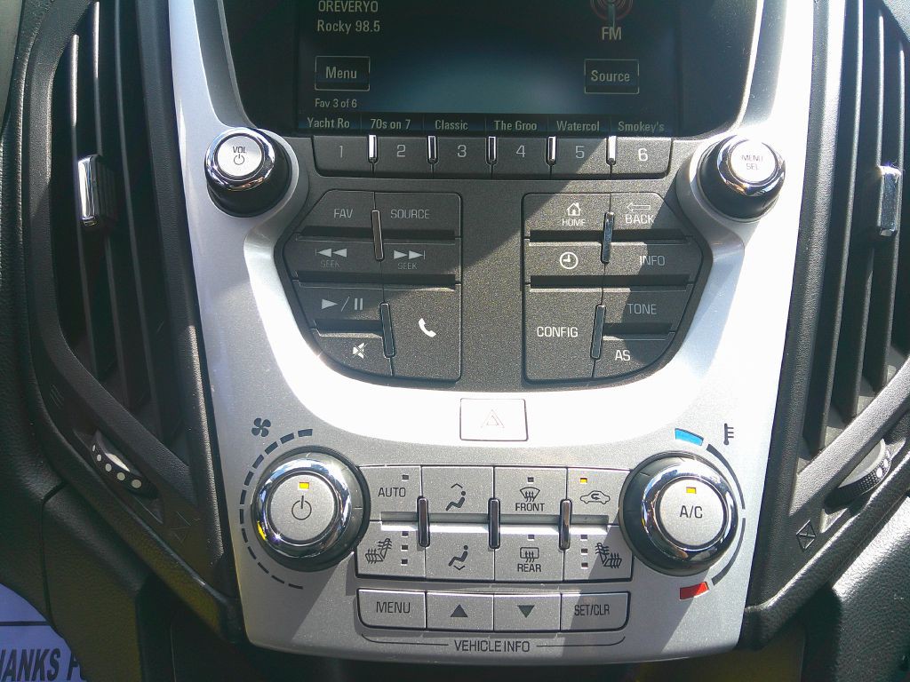 2016 Chevrolet Equinox Image 24