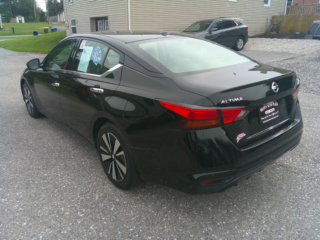 2019 Nissan Altima Image 7