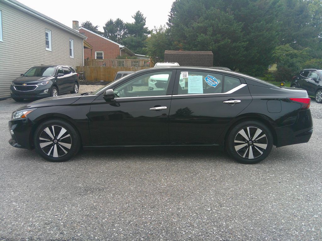 2019 Nissan Altima Image 8