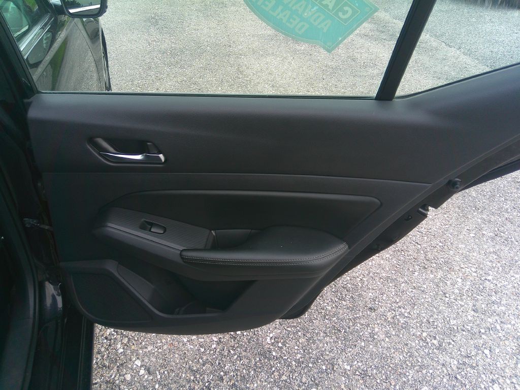 2019 Nissan Altima Image 15