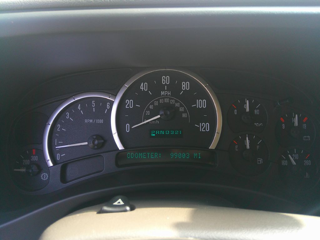 2003 Cadillac Escalade Image 24