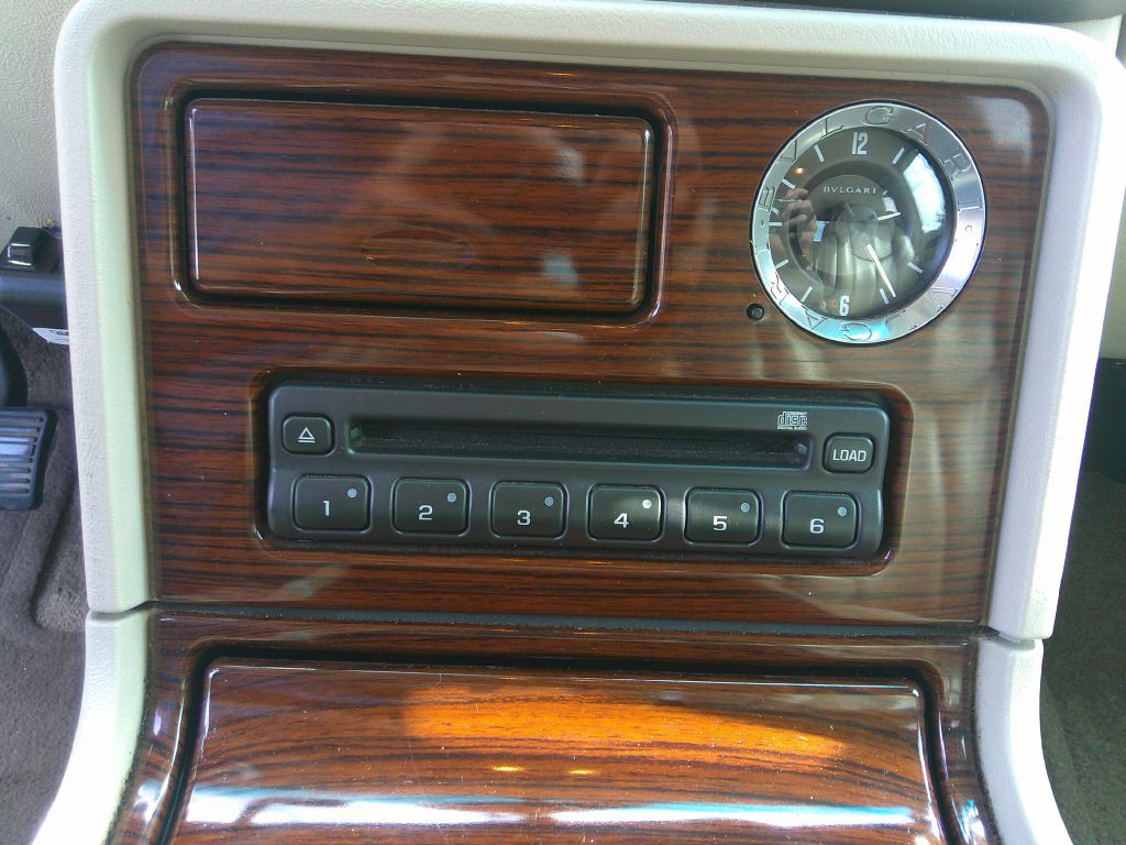 2003 Cadillac Escalade Image 28