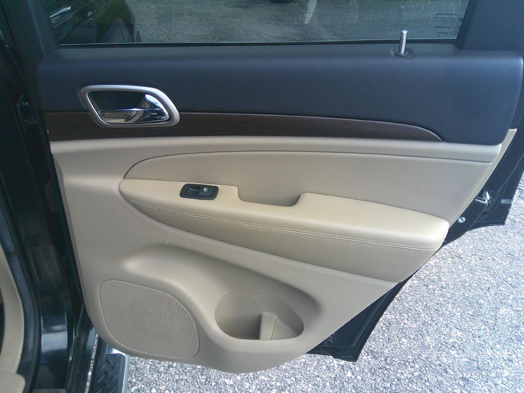 2014 Jeep Grand Cherokee Image 15