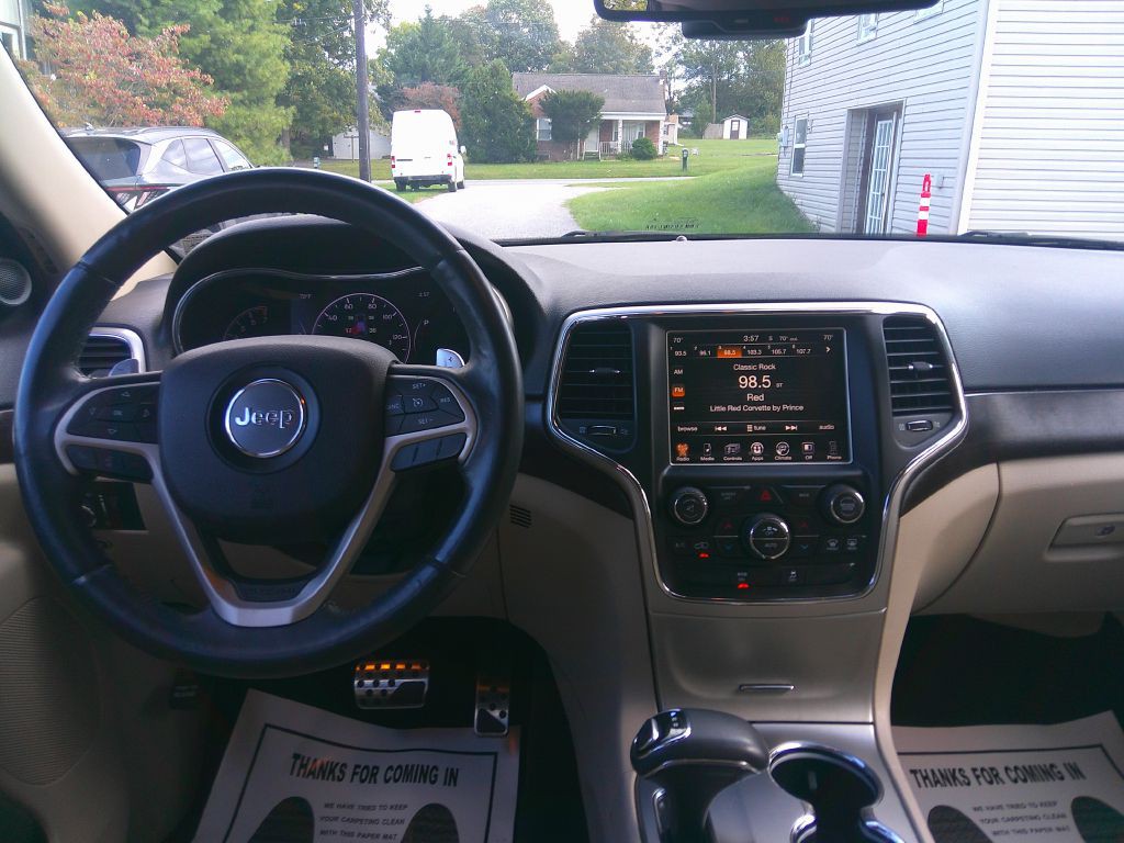 2014 Jeep Grand Cherokee Image 18