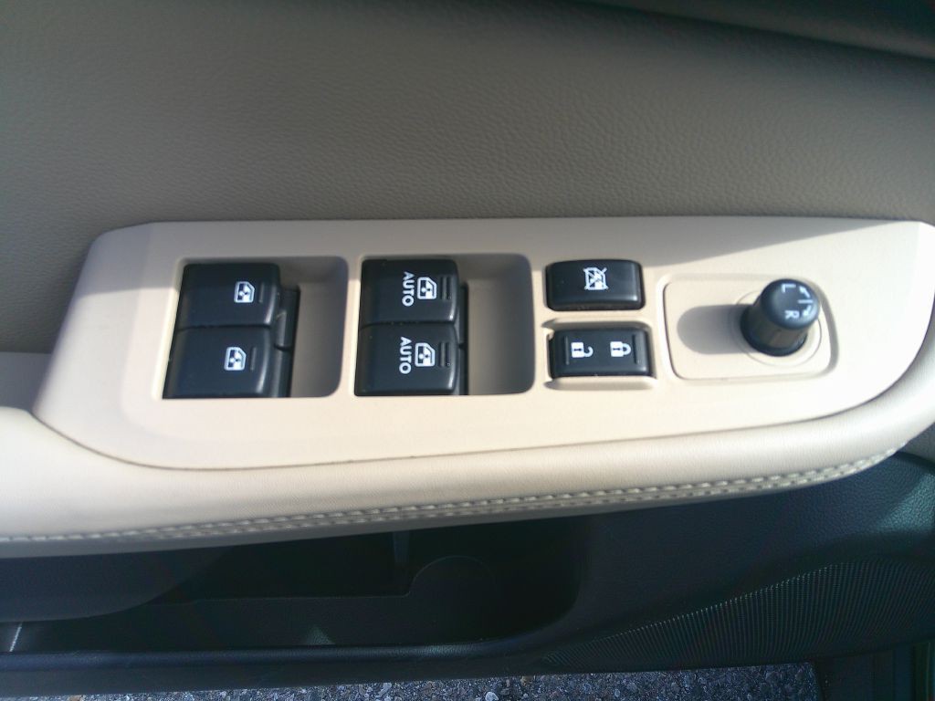 2015 Subaru Outback Image 11