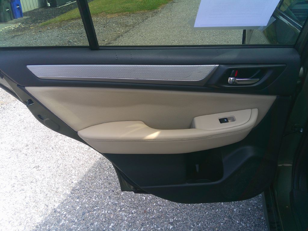 2015 Subaru Outback Image 13