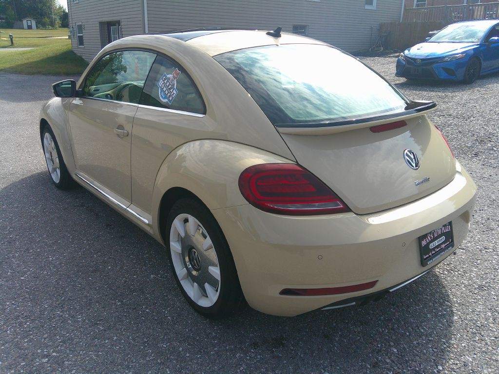 2019 Volkswagen Beetle Image 7