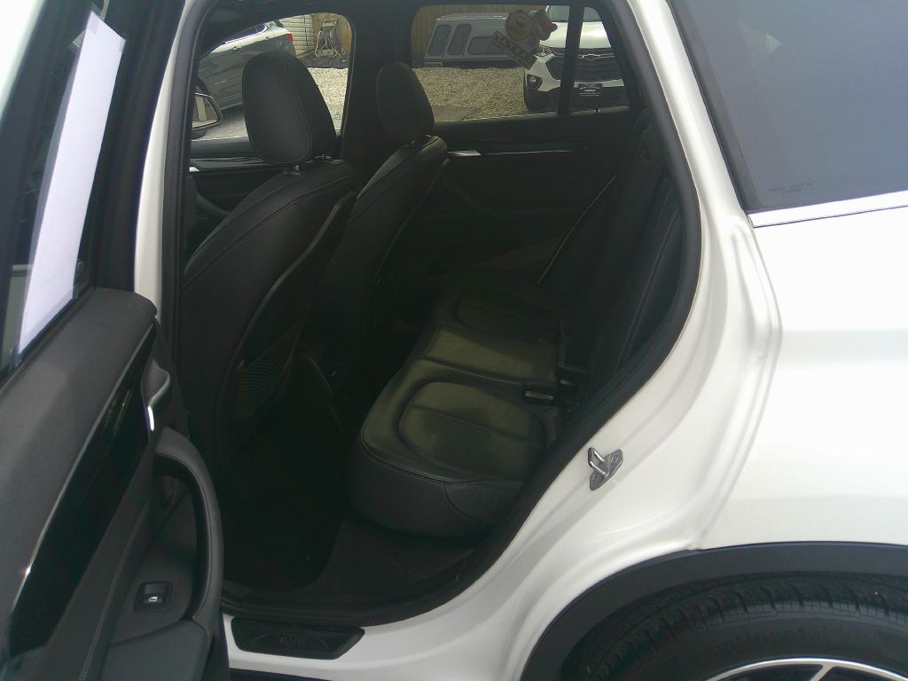 2018 BMW X1 Image 12