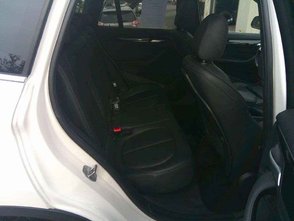 2018 BMW X1 Image 14