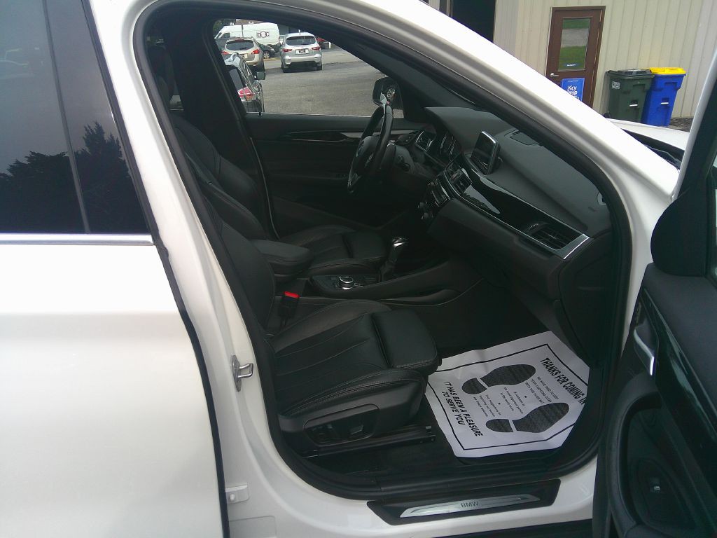 2018 BMW X1 Image 16