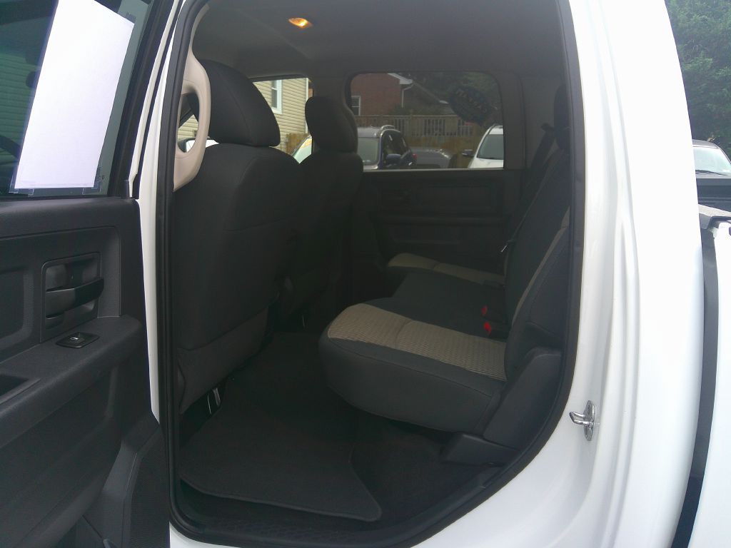 2012 Dodge Ram 2500 Image 12
