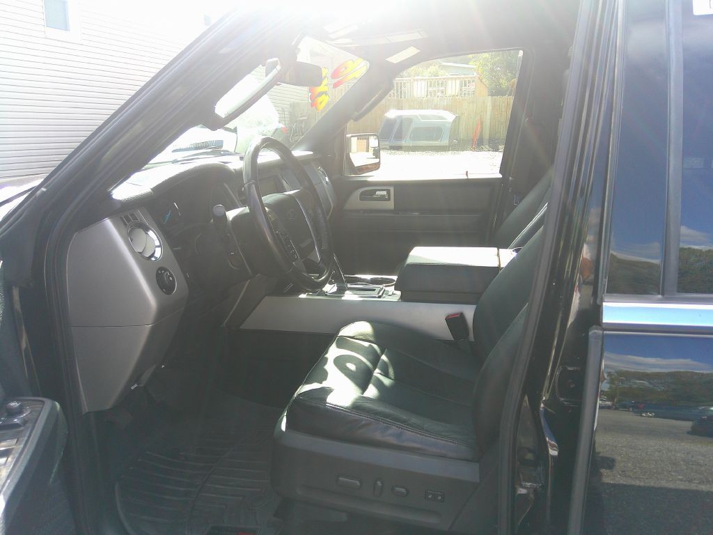 2016 Ford Expedition Image 9