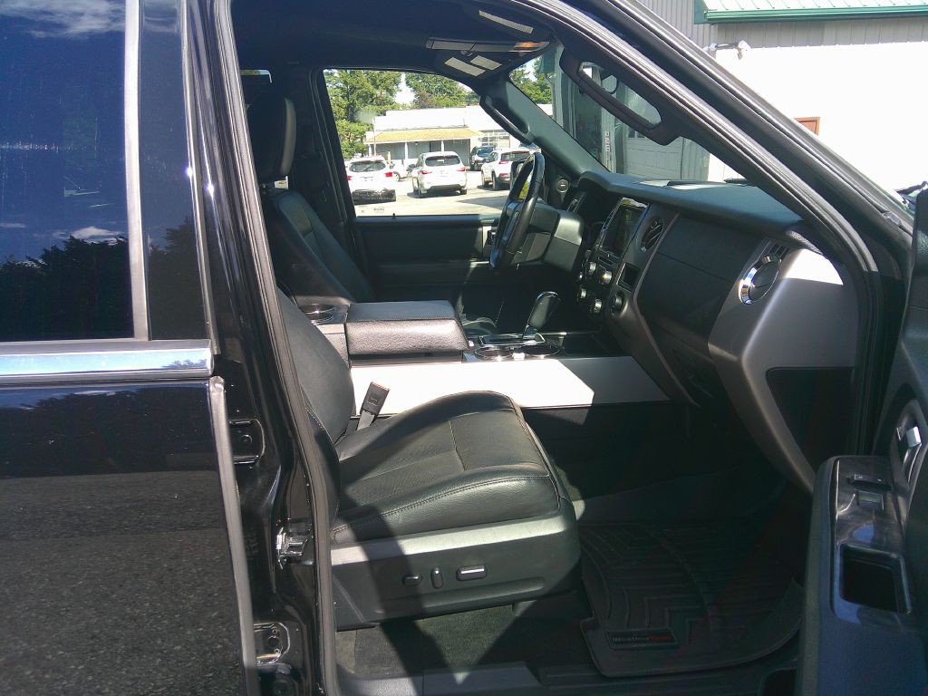 2016 Ford Expedition Image 17
