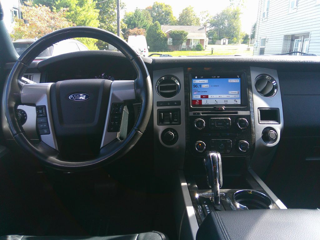 2016 Ford Expedition Image 19