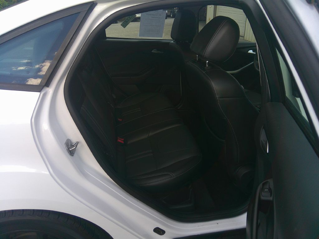 2014 Ford Focus Image 14