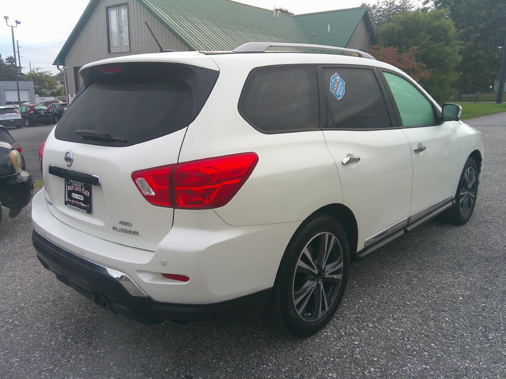 2017 Nissan Pathfinder Image 5