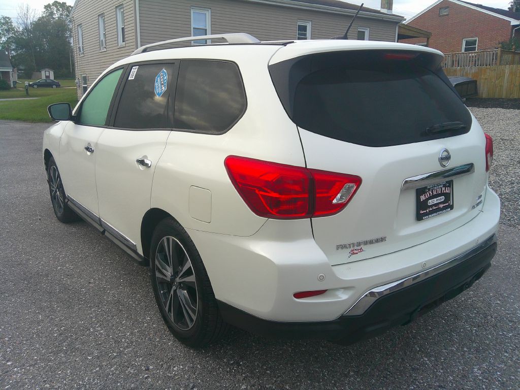 2017 Nissan Pathfinder Image 7