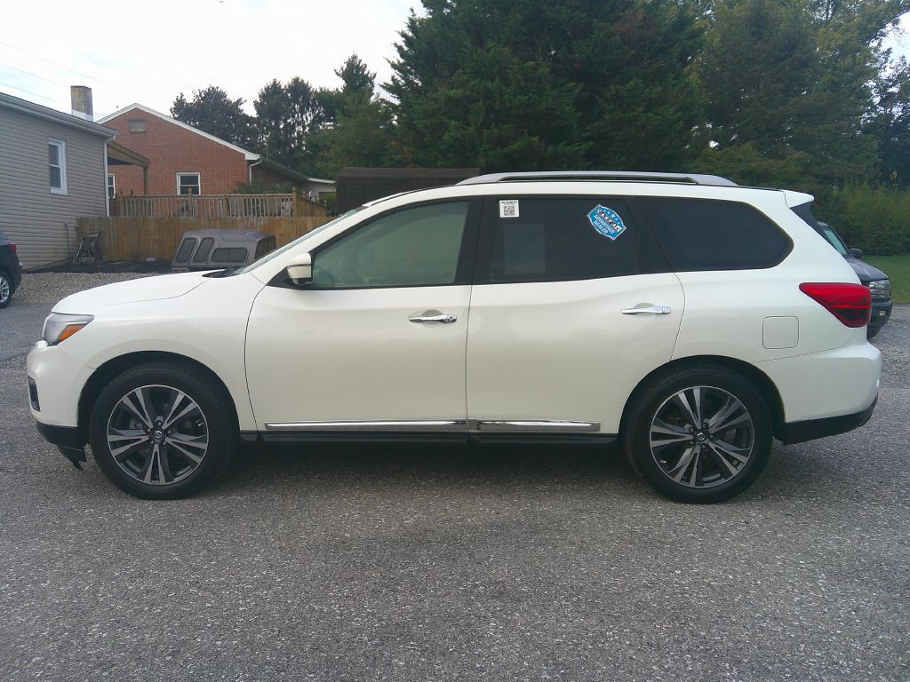 2017 Nissan Pathfinder Image 8