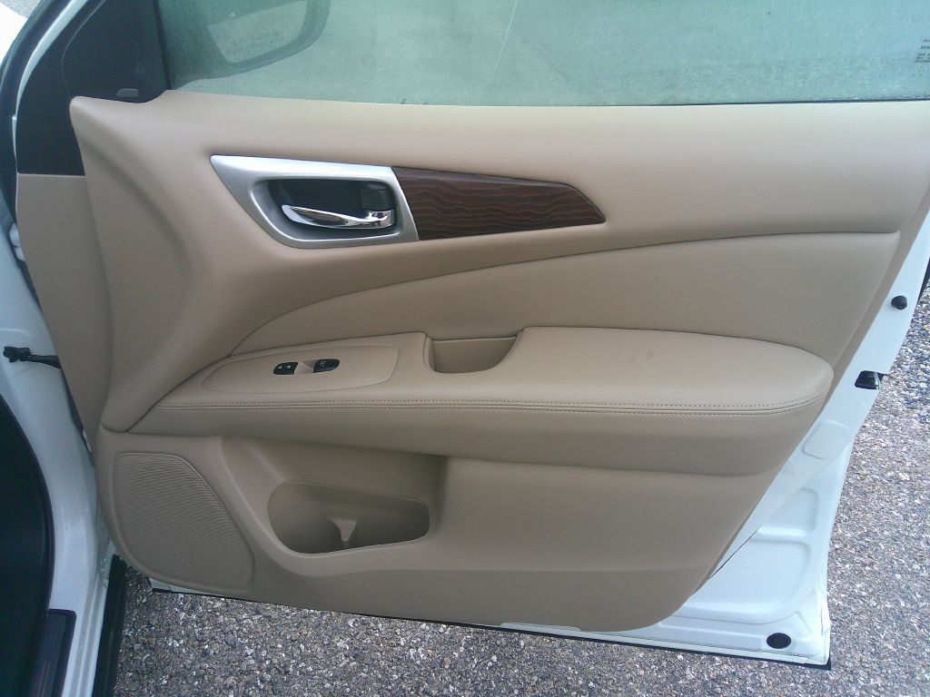 2017 Nissan Pathfinder Image 18