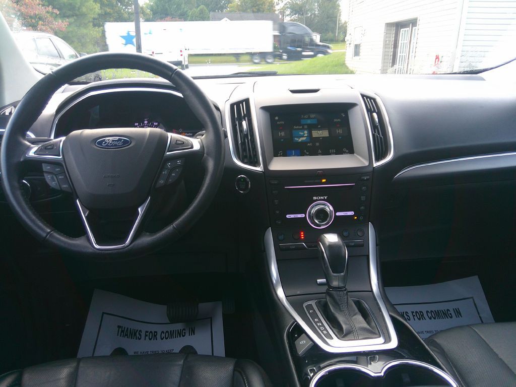 2018 Ford Edge Image 19