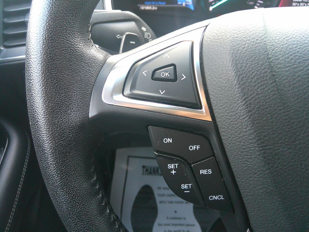 2018 Ford Edge Image 23