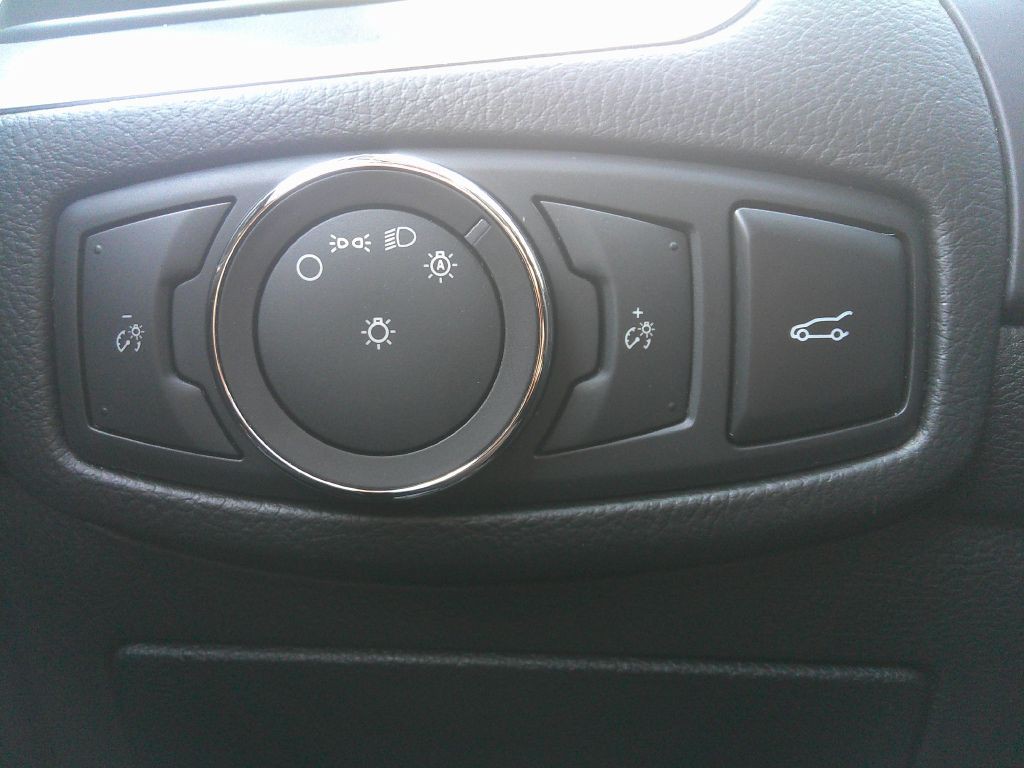 2018 Ford Edge Image 24