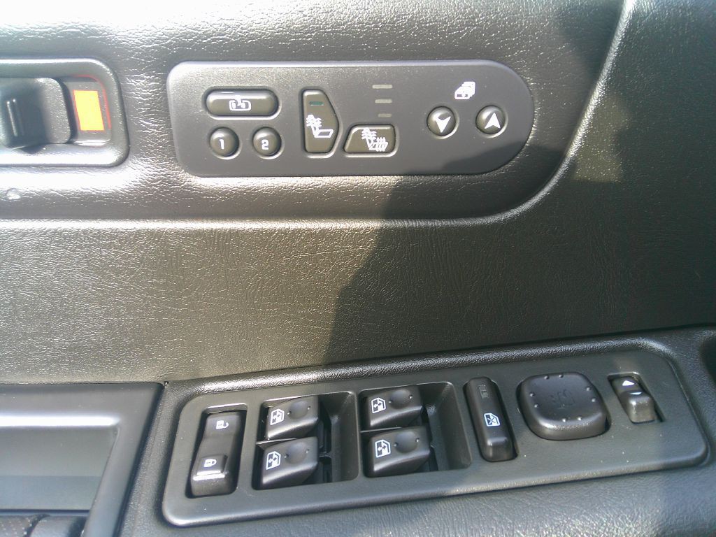 2006 HUMMER H2 Image 11