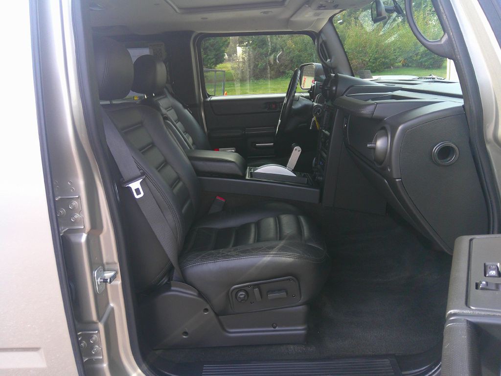 2006 HUMMER H2 Image 17