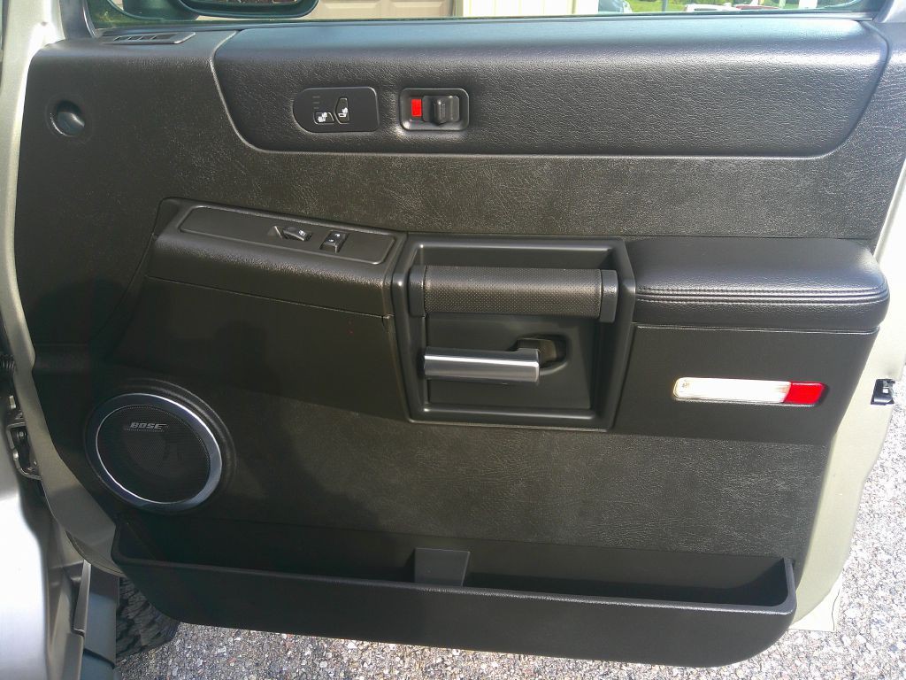 2006 HUMMER H2 Image 18