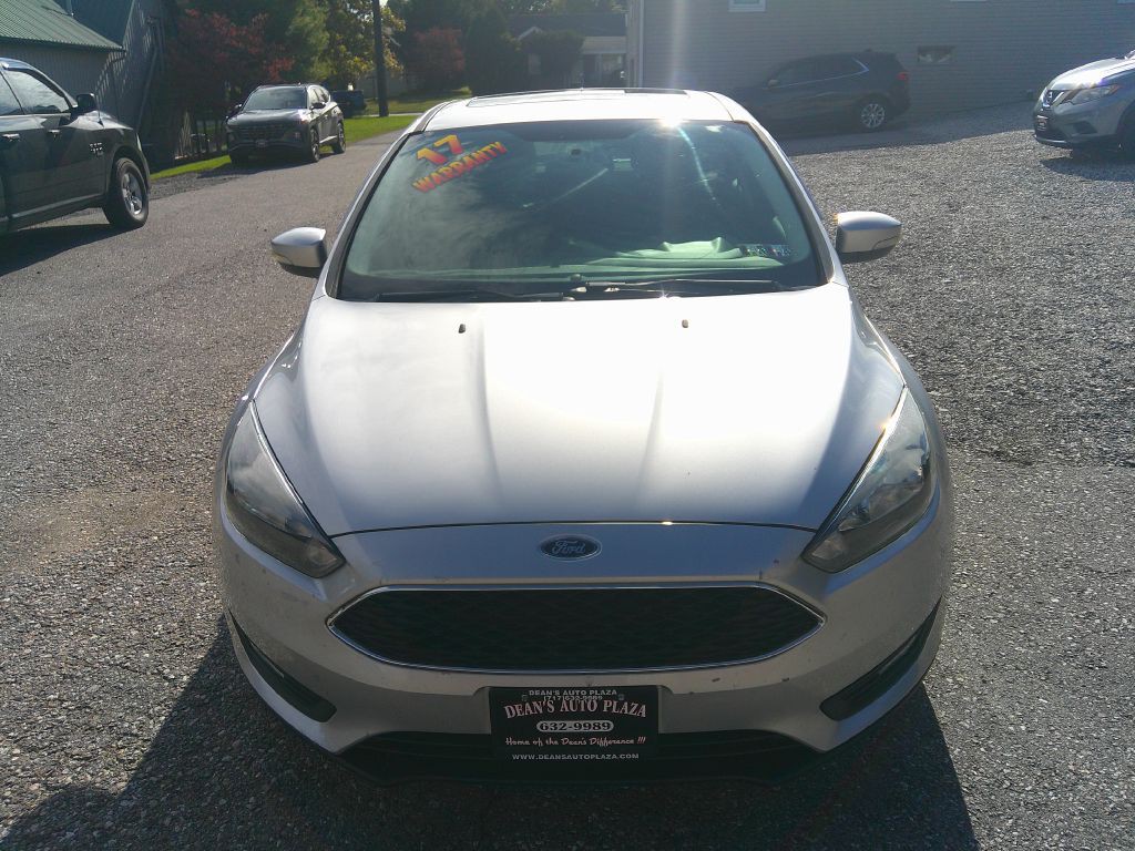 2017 Ford Focus Image 2