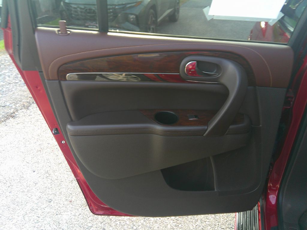 2014 Buick Enclave Image 12