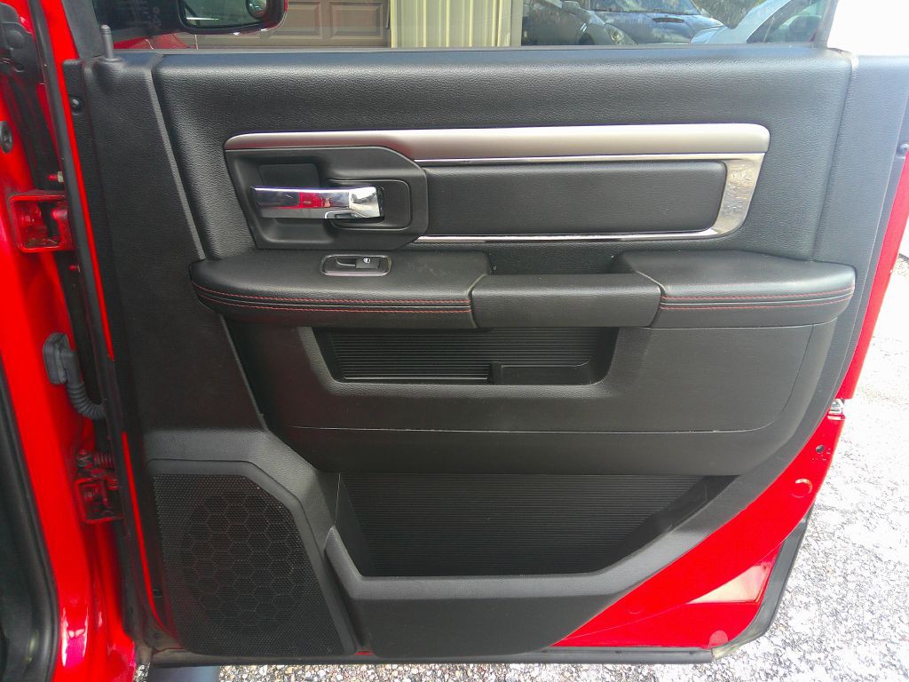 2016 RAM 1500 Image 15