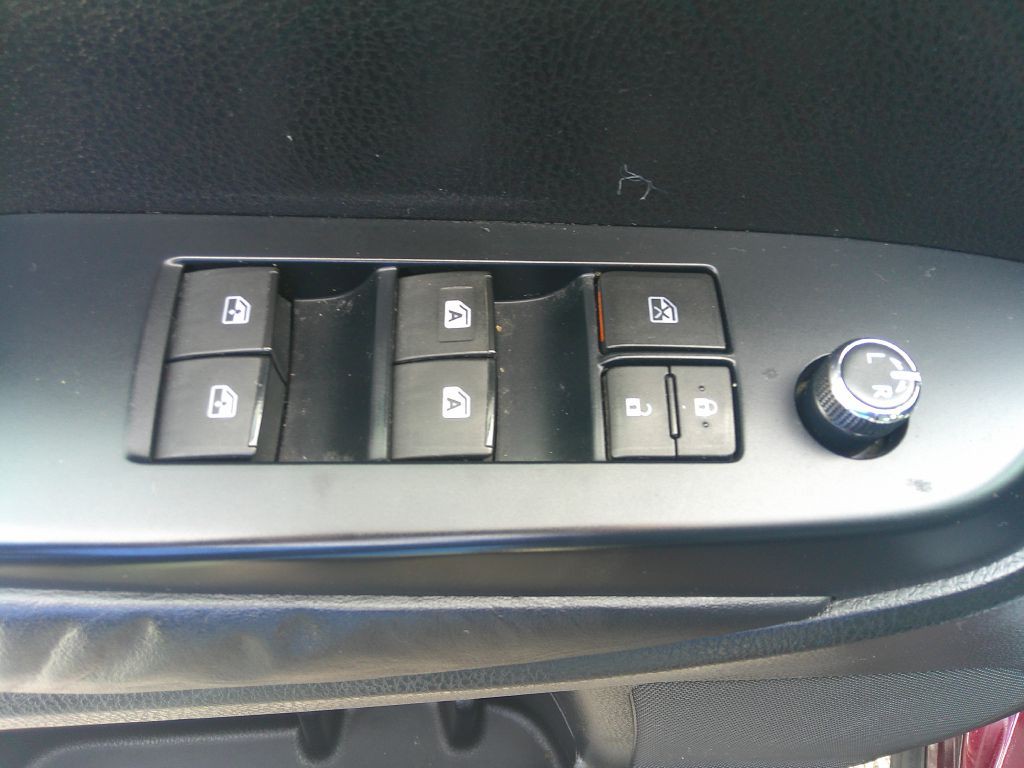 2016 Toyota Highlander Image 11